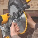 DeWALT DWS780XPS + DWE7492 išilginio ir skersinio pjovimo staklės + DWE74911 + DE7023 stalai