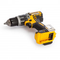 DCD796P2 DeWALT 18V smūginis suktuvas – gręžtuvas + Leica Disto D2 Bluetooth® lazerinis atstumų matuoklis